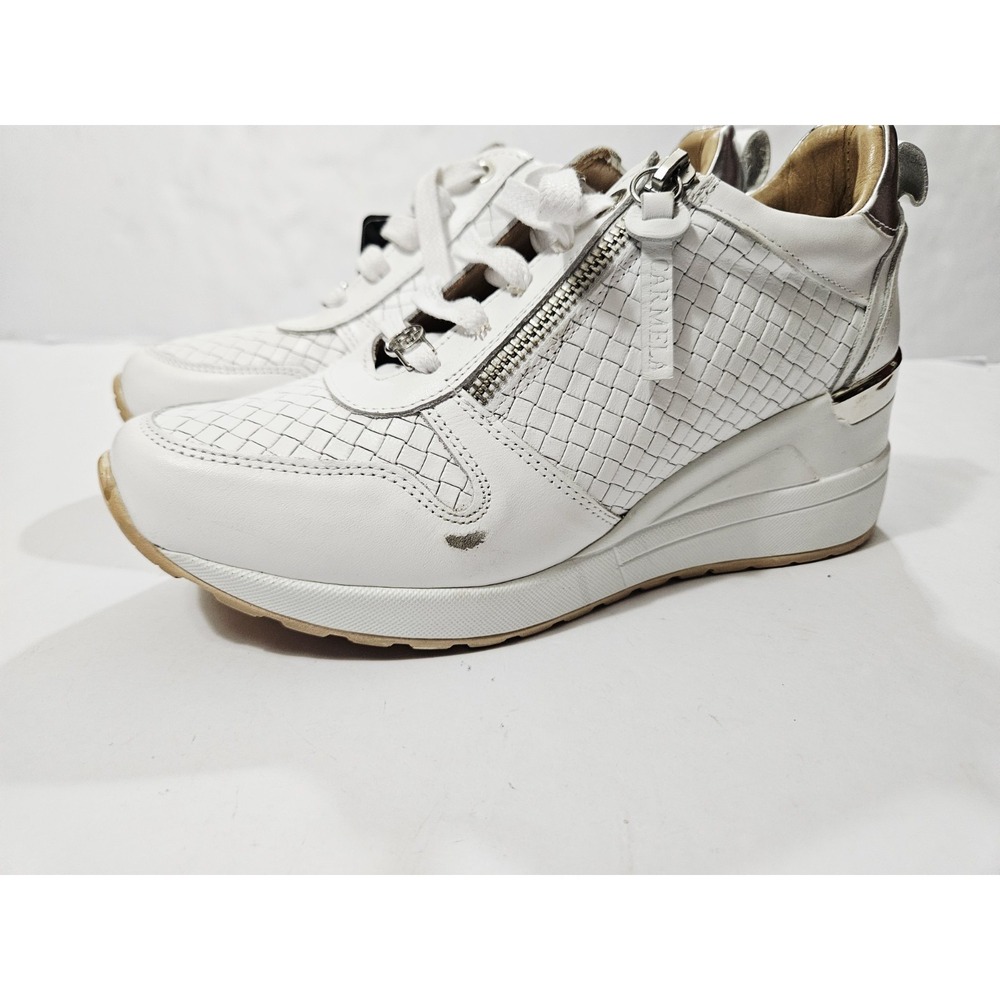 Carmela Women's Casual Wedge Leather Sneakers, Size Euro 40 White - Picture 4 of 16
